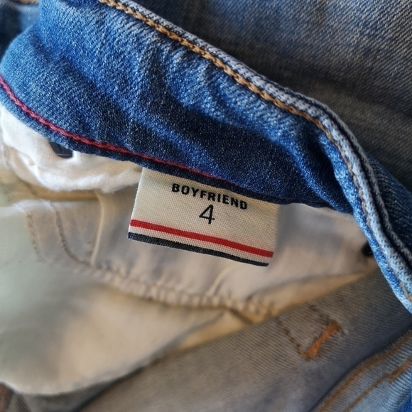 Tommy Hilfiger Boyfriend Jeans in Size 4/27 - Picture 5 of 9